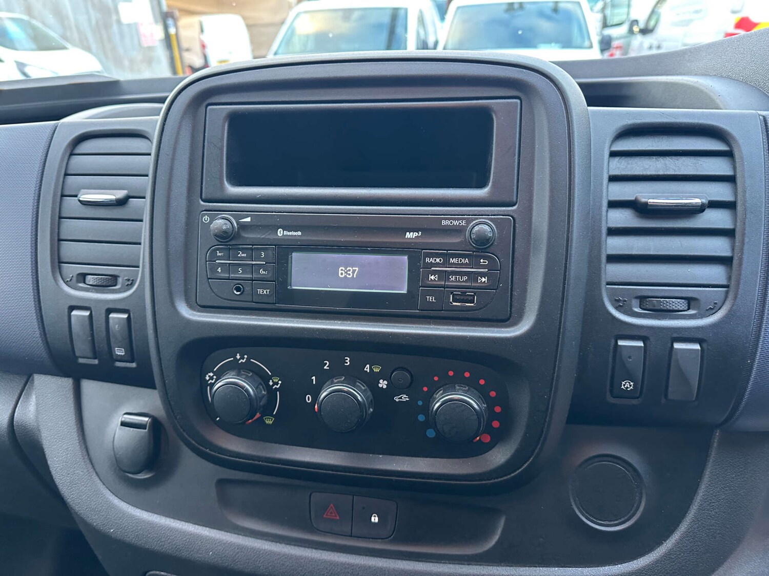 Used Vauxhall Vivaro 2016 for sale - 76431132: Photo 20