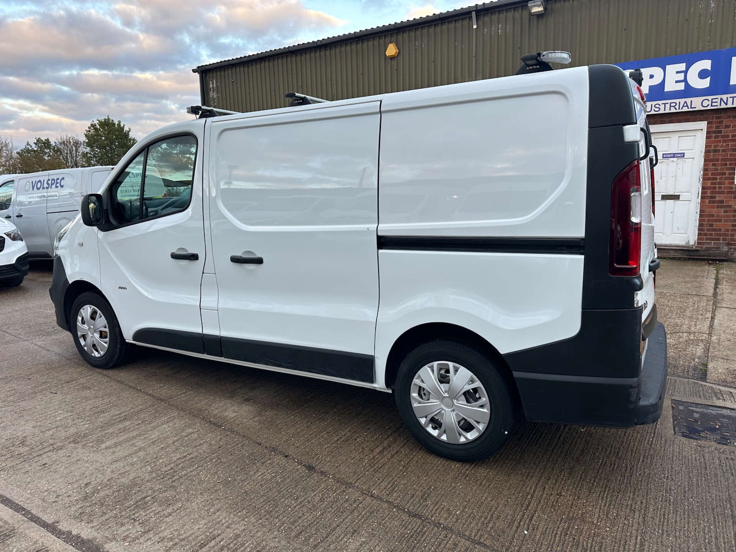 Used Vauxhall Vivaro 2016 for sale - 76431132: Photo 7