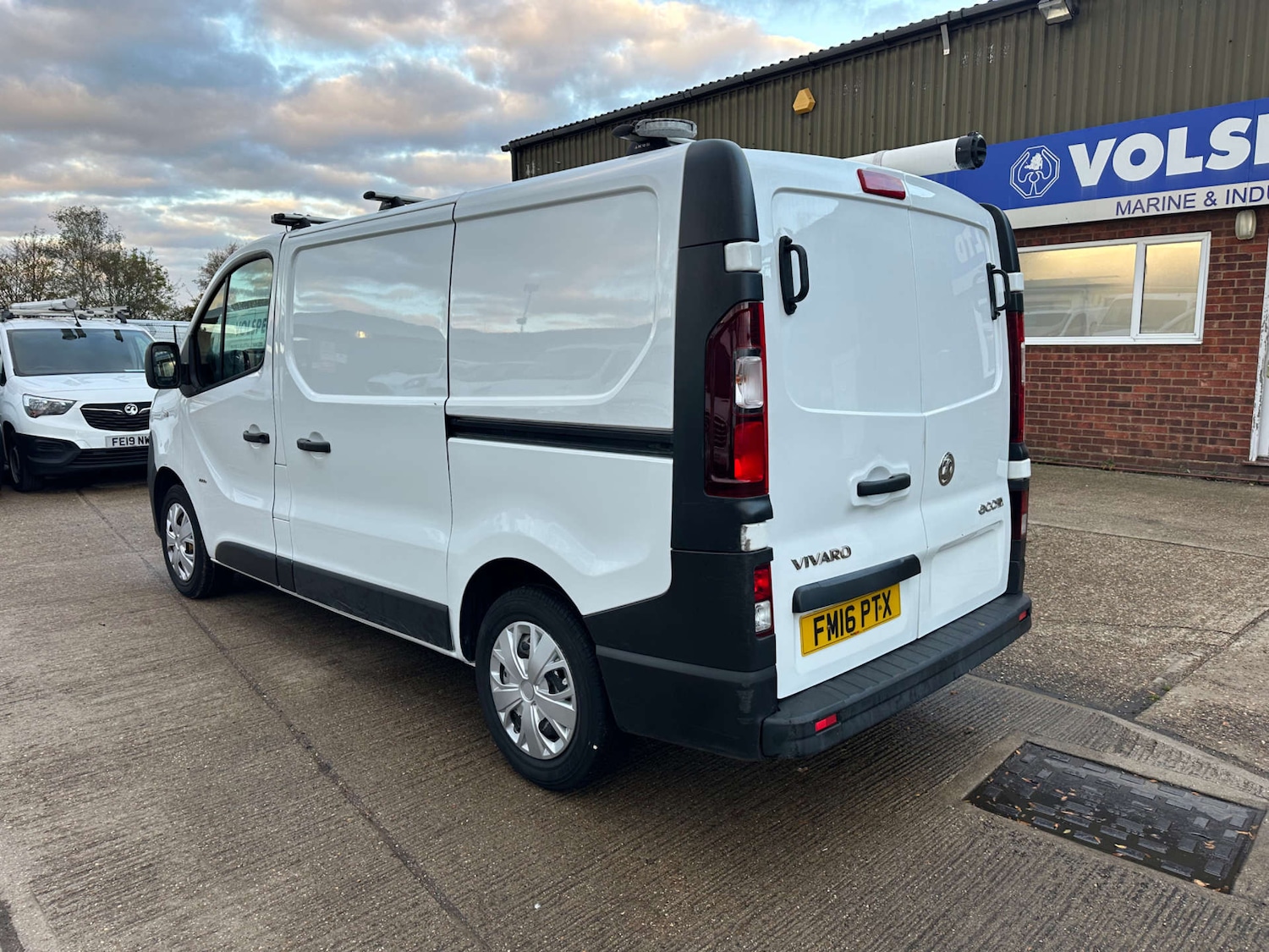 Used Vauxhall Vivaro 2016 for sale - 76431132: Photo 8