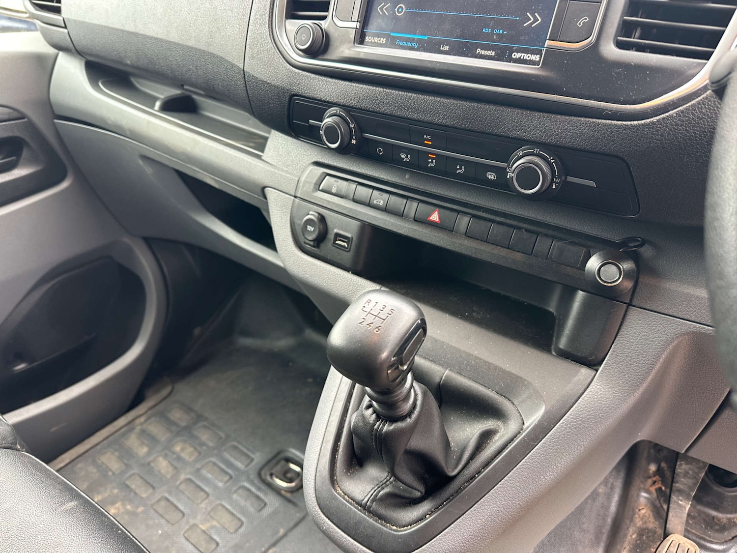 Used Peugeot Expert 2021 for sale - 76311267: Photo 18