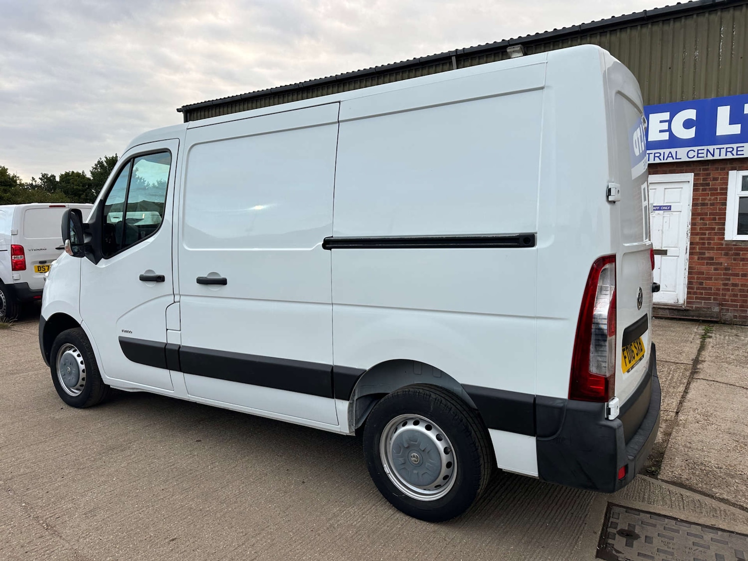 Used Vauxhall Movano 2016 for sale - 75163215: Photo 6