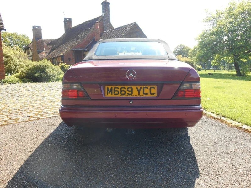 Used Mercedes-Benz E Class 1994 for sale - 76120243: Photo 27