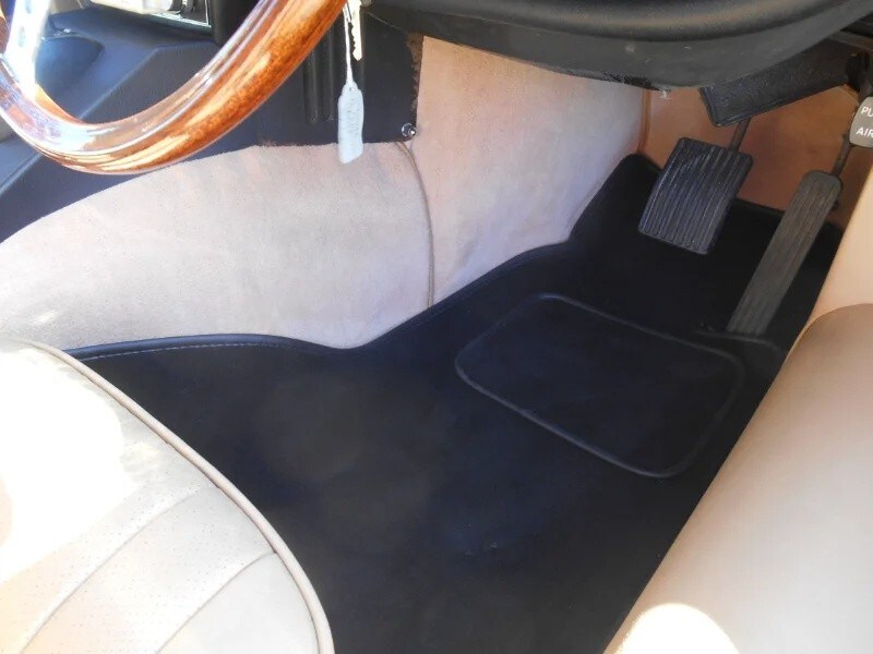 Used Jaguar E-Type 1972 for sale - 76120157: Photo 19