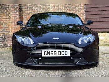 Used Aston Martin Vantage 2009 for sale - 77546120: Photo