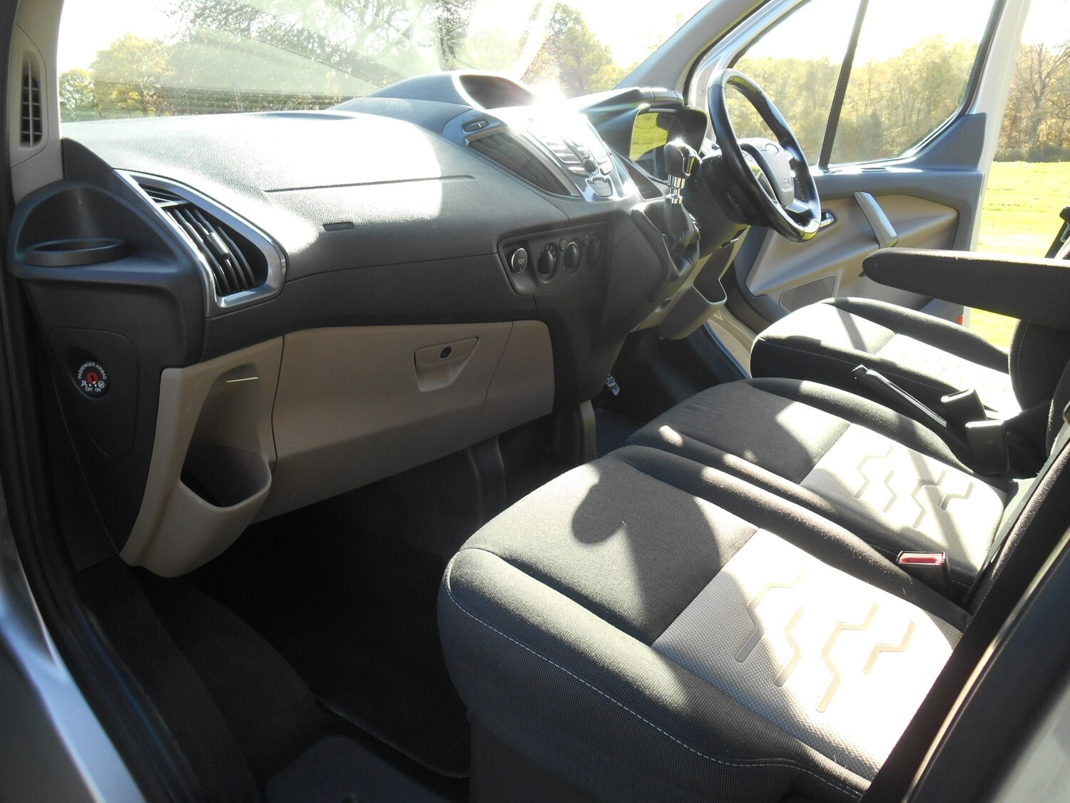 Used Ford Transit Custom 2017 for sale - 76391917: Photo 15