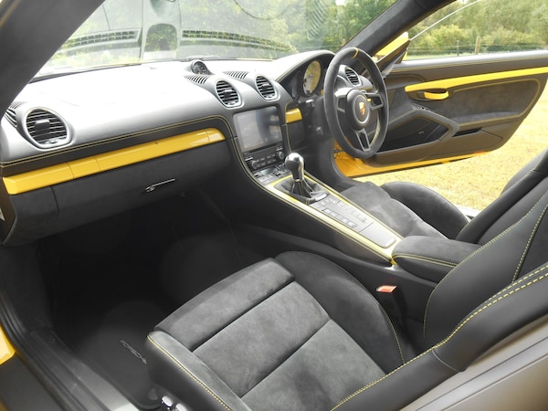 Used Porsche 718 Cayman 2020 for sale - 75385604: Photo 17