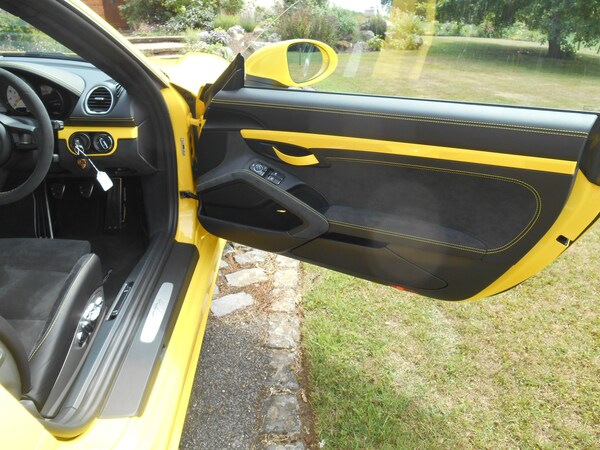Used Porsche 718 Cayman 2020 for sale - 75385604: Photo 19