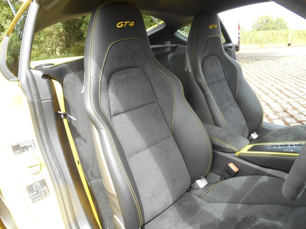 Used Porsche 718 Cayman 2020 for sale - 75385604: Photo 20