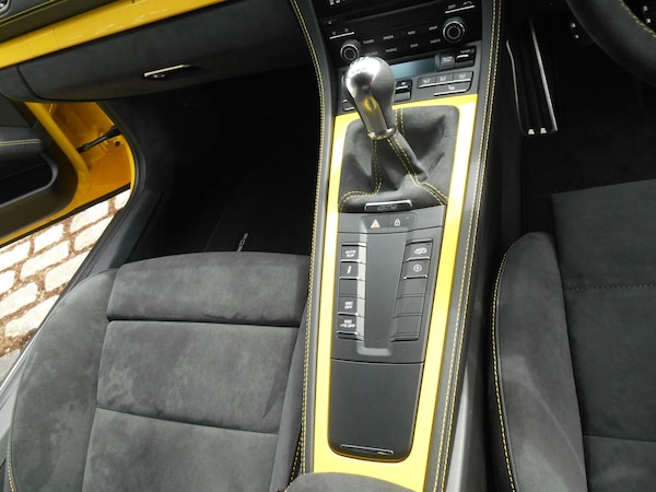Used Porsche 718 Cayman 2020 for sale - 75385604: Photo 26