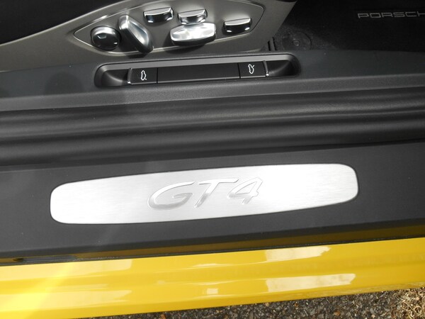 Used Porsche 718 Cayman 2020 for sale - 75385604: Photo 28