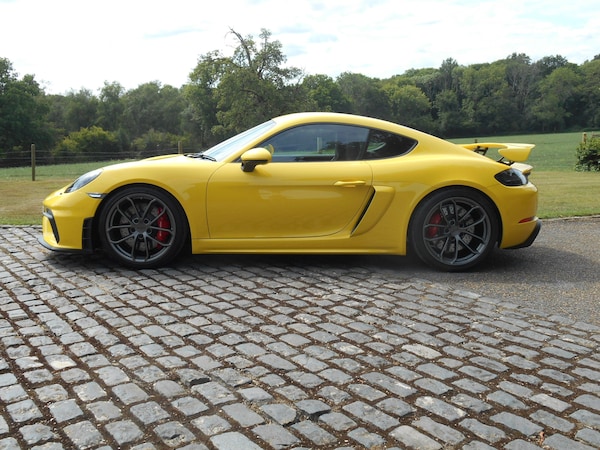 Used Porsche 718 Cayman 2020 for sale - 75385604: Photo 2