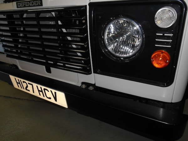 Used Land Rover Defender 90 1991 for sale - 73654433: Photo 31