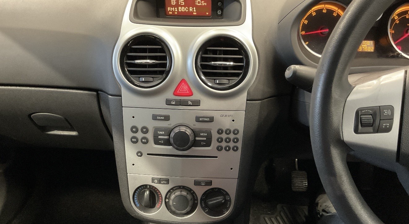 Used Vauxhall Corsa 2014 for sale - 78141081: Photo 9