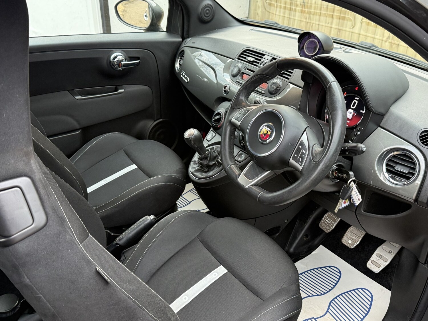 Used Abarth 595 2015 for sale - 77851354: Photo 17