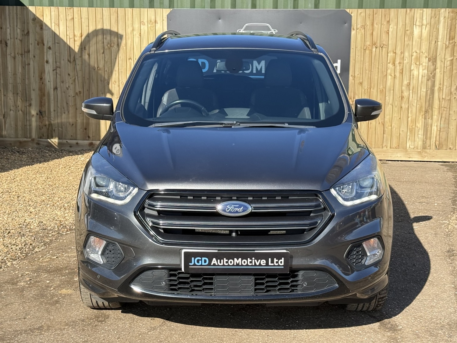 Used Ford Kuga 2018 for sale - 77851299: Photo 2