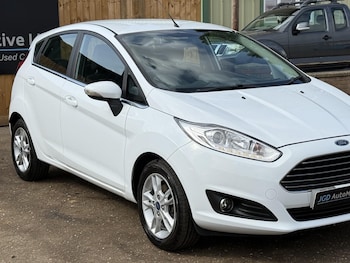 Used Ford Fiesta 2017 for sale - 79302144: Photo