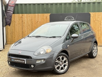 Used Fiat Punto 2016 for sale - 79168032: Photo