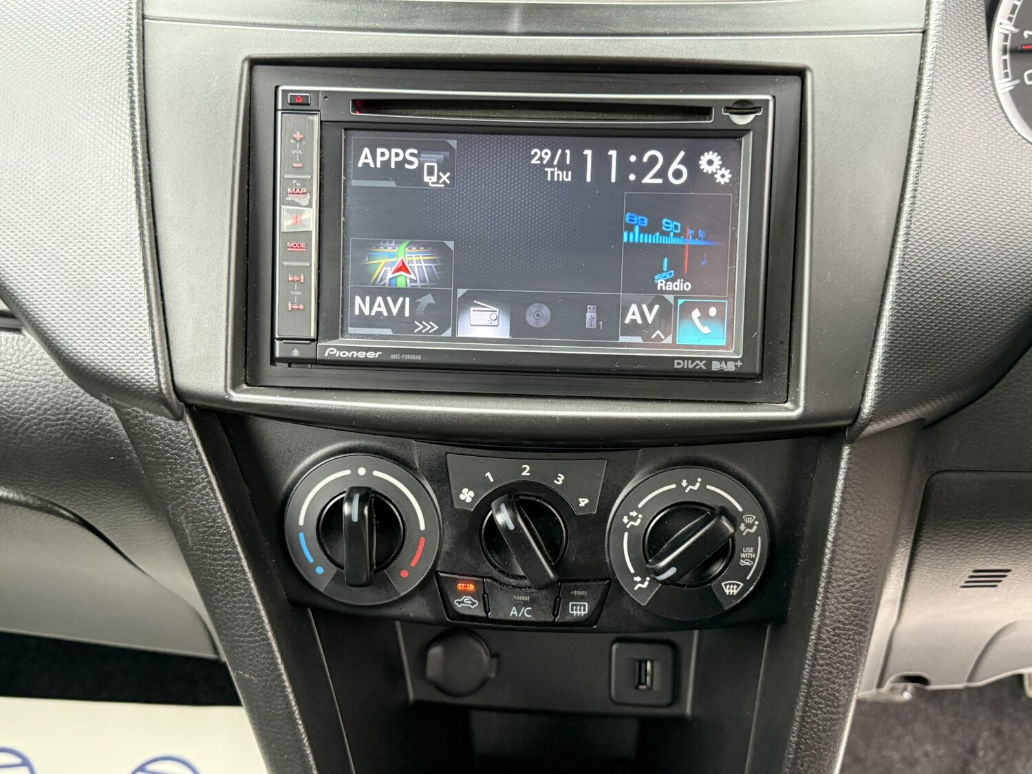 Used Suzuki Swift 2015 for sale - 77851386: Photo 29