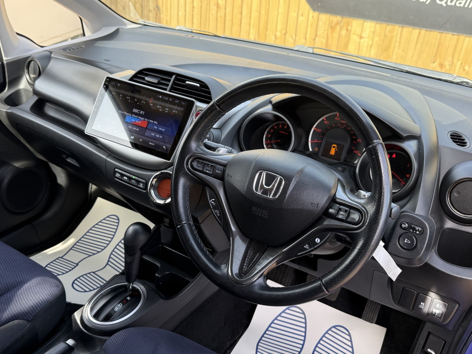 Used Honda Jazz 2013 for sale - 78176070: Photo 23