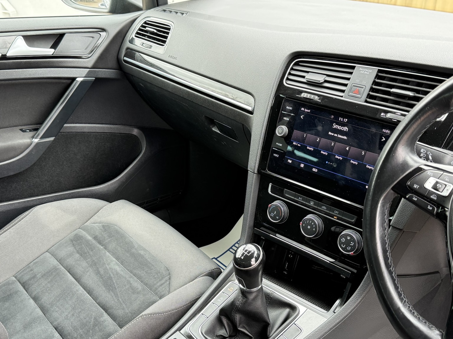 Used Volkswagen Golf 2018 for sale - 78011272: Photo 24