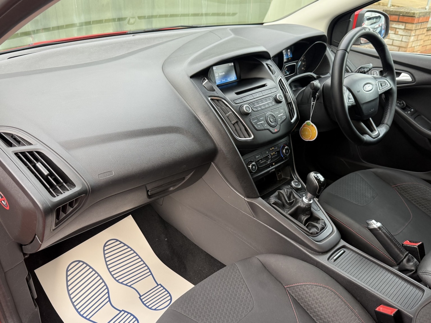 Used Ford Focus 2014 for sale - 77851229: Photo 13