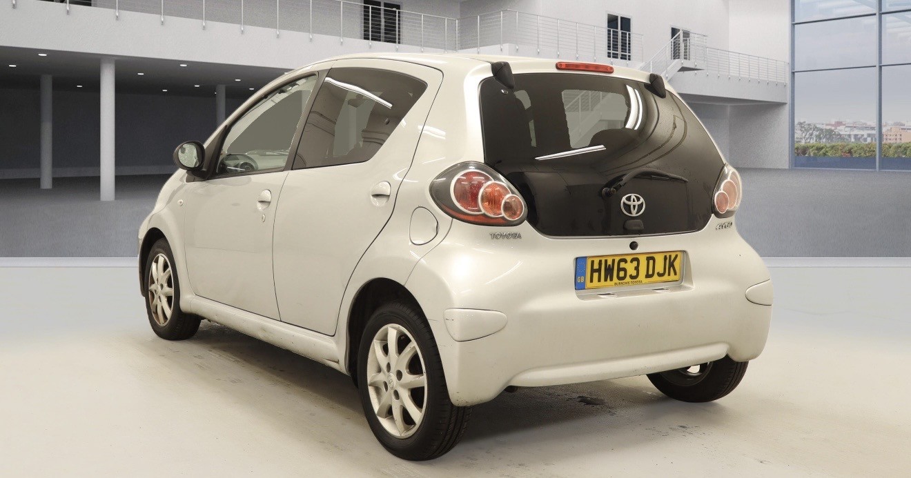 Used Toyota AYGO 2013 for sale - 77906559: Photo 4