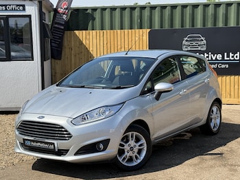 Used Ford Fiesta 2015 for sale - 78469700: Photo