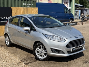 Used Ford Fiesta 2015 for sale - 78469700: Photo