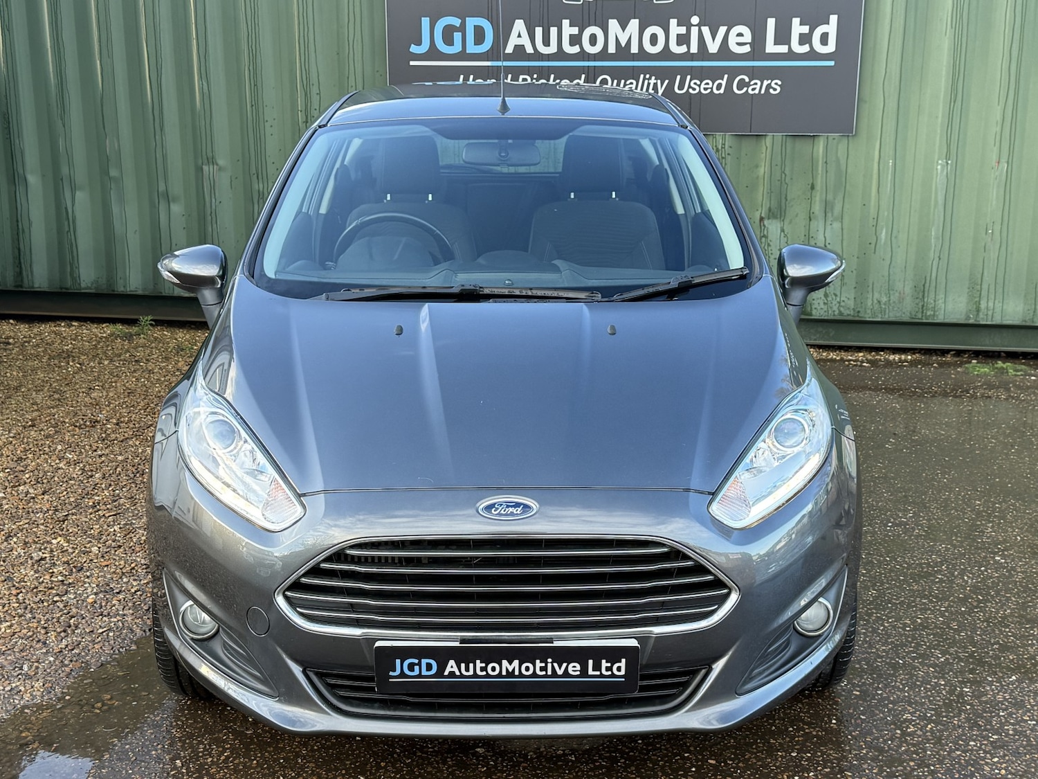Used Ford Fiesta 2015 for sale - 77851402: Photo 2