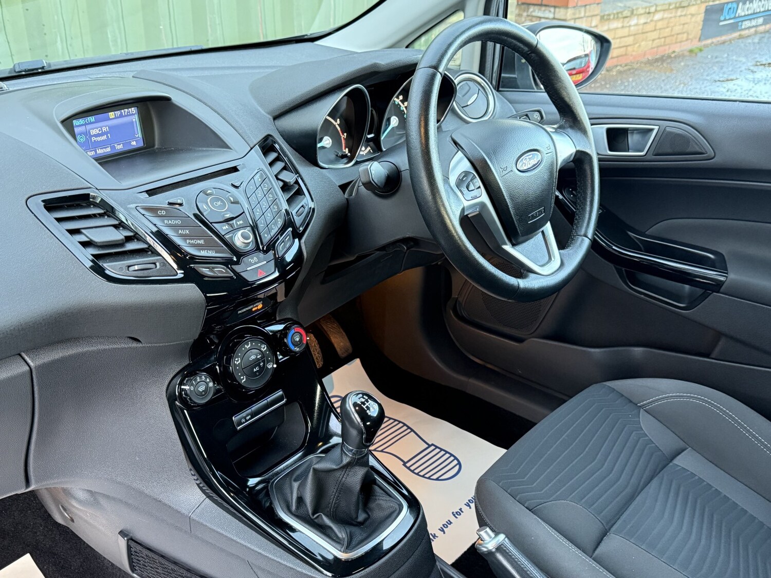 Used Ford Fiesta 2015 for sale - 77851402: Photo 23