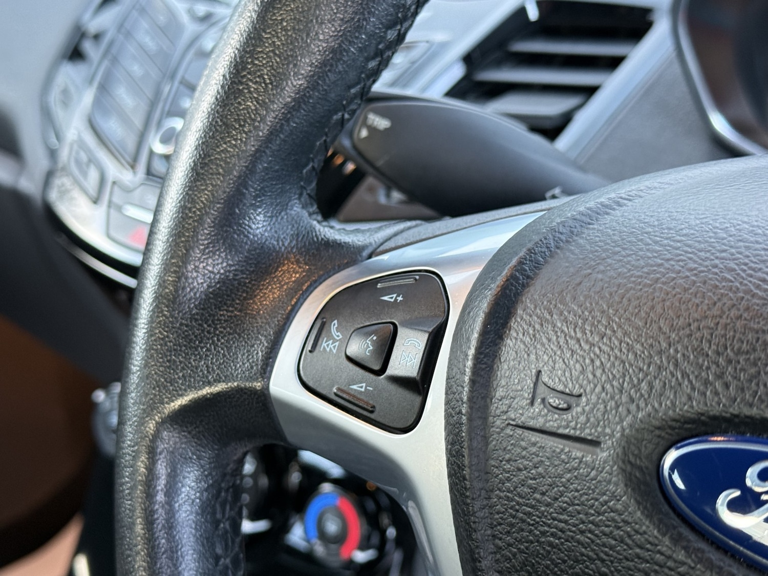 Used Ford Fiesta 2015 for sale - 77851402: Photo 26