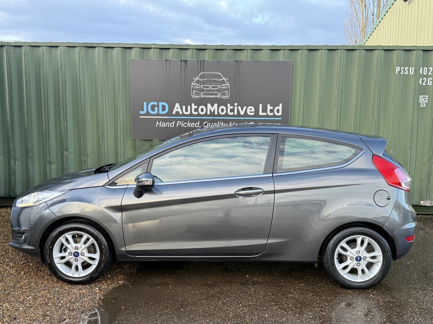 Used Ford Fiesta 2015 for sale - 77851402: Photo 6