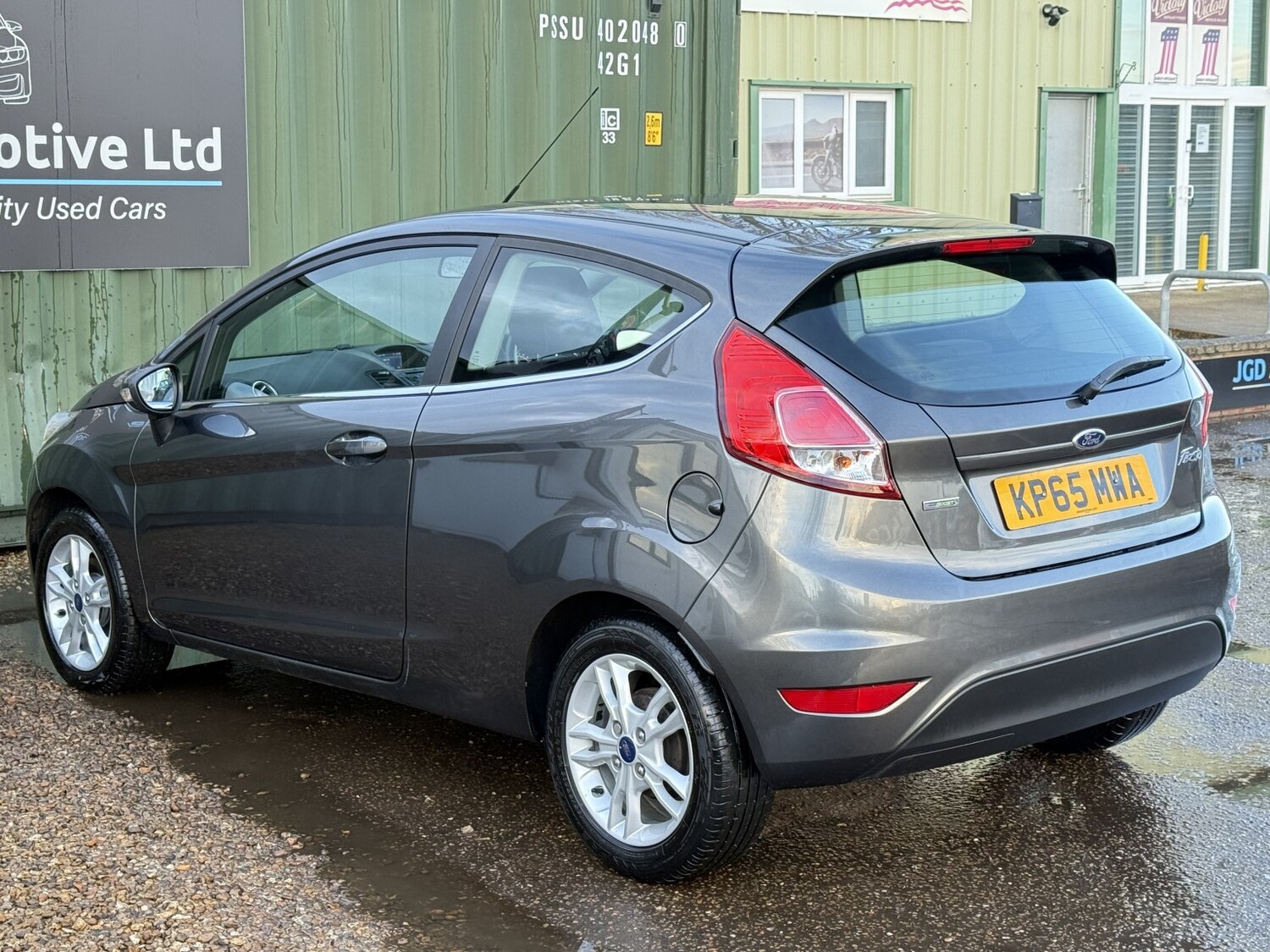 Used Ford Fiesta 2015 for sale - 77851402: Photo 8