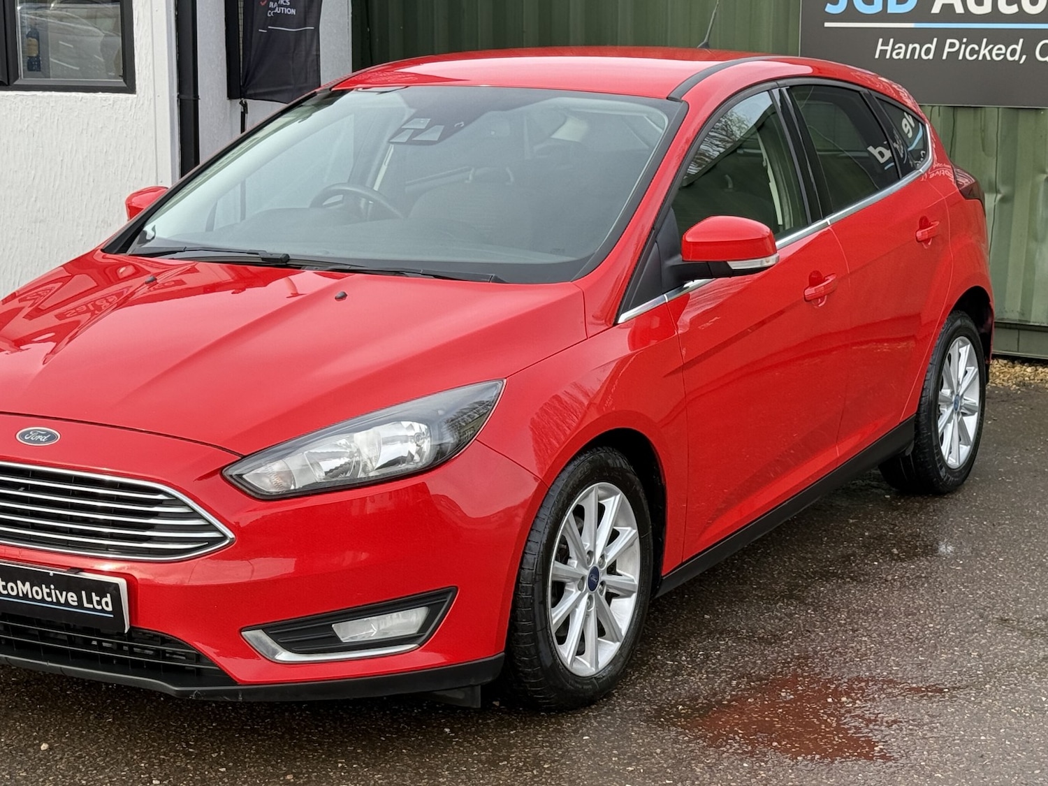 Used Ford Focus 2015 for sale - 77851358: Photo 4