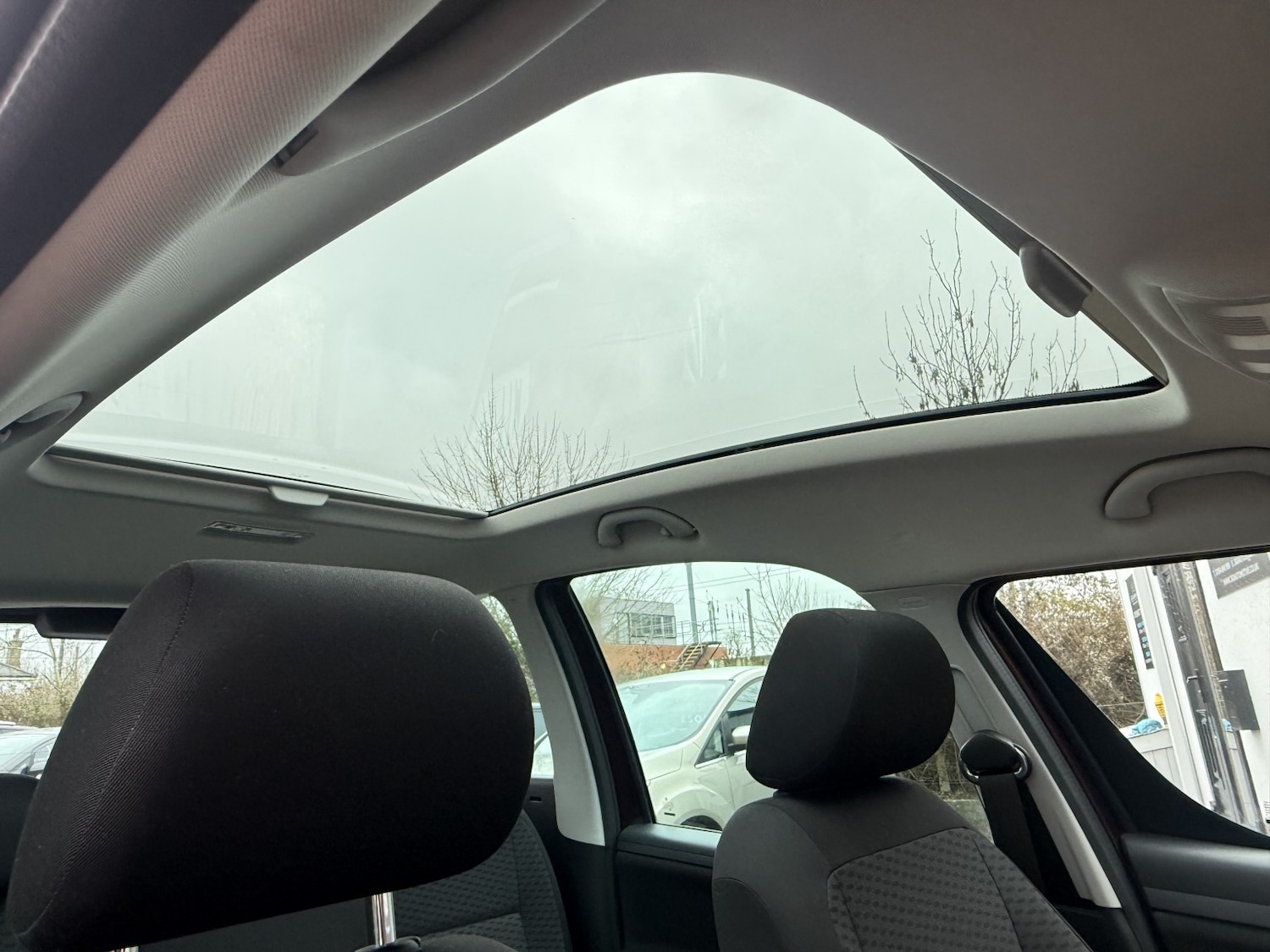 Used Skoda Roomster 2015 for sale - 77851267: Photo 24