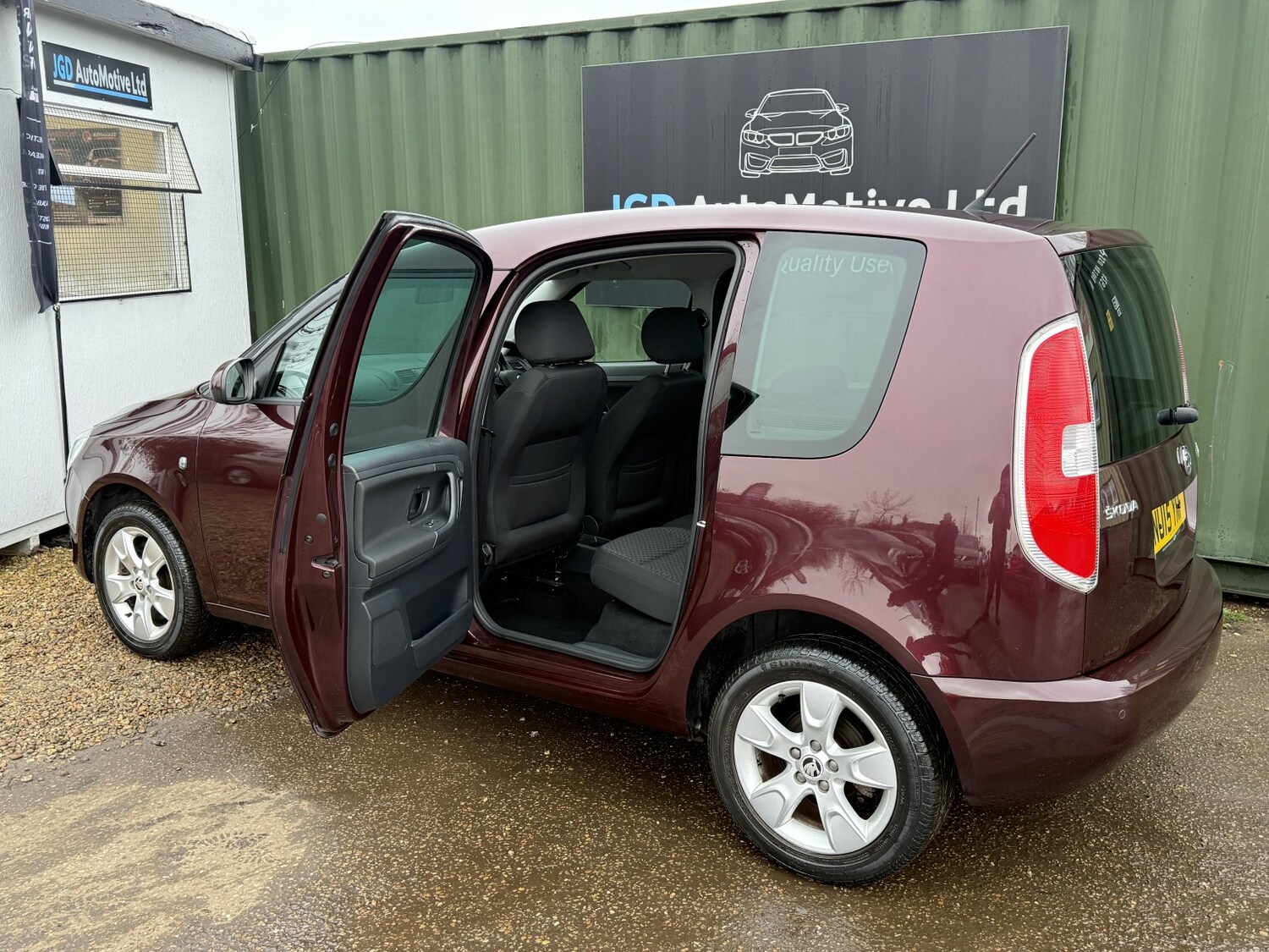 Used Skoda Roomster 2015 for sale - 77851267: Photo 9