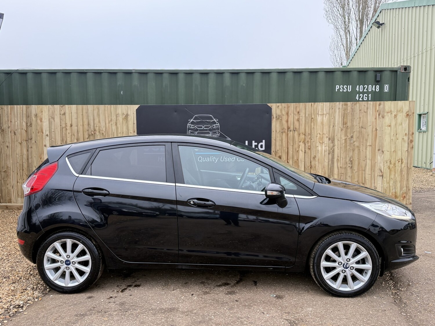 Used Ford Fiesta 2015 for sale - 77851457: Photo 8