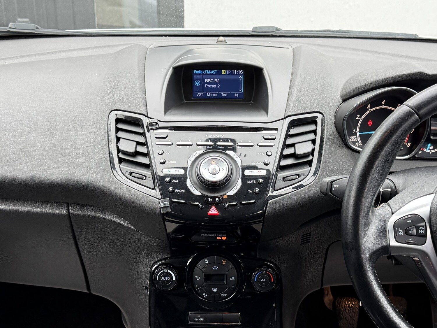 Used Ford Fiesta 2016 for sale - 77851428: Photo 26