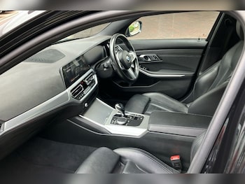 Used BMW 3 Series 2021 for sale - 79137972: Photo