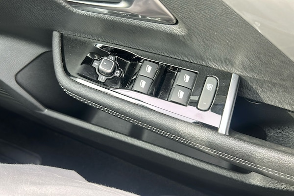 Used Vauxhall Astra 2024 for sale - 75517113: Photo 18