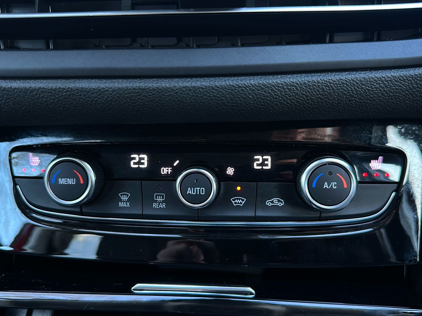 Used Vauxhall Grandland 2023 for sale - 77584319: Photo 15