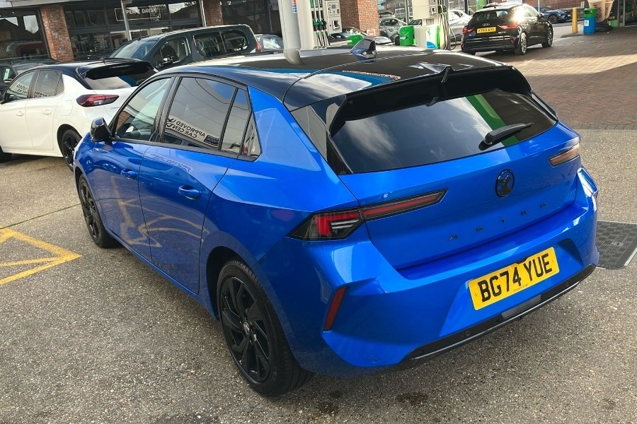 Used Vauxhall Astra 2024 for sale - 76566135: Photo 2