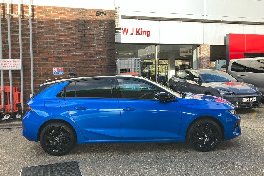 Used Vauxhall Astra 2024 for sale - 76566135: Photo 6