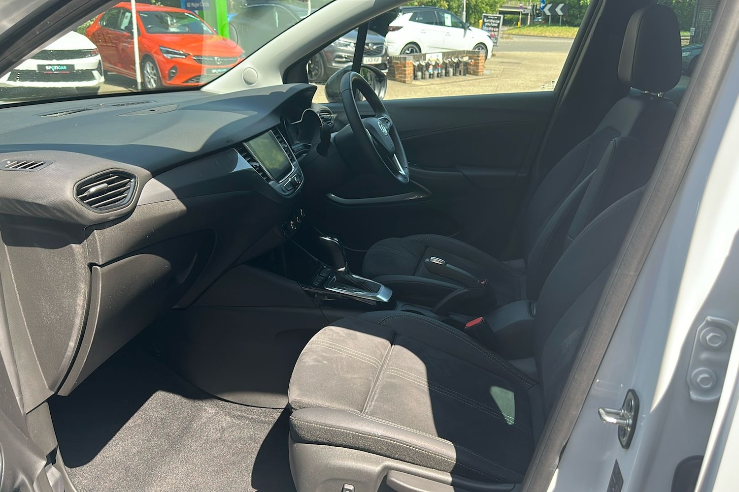 Used Vauxhall Crossland 2022 for sale - 77172959: Photo 3