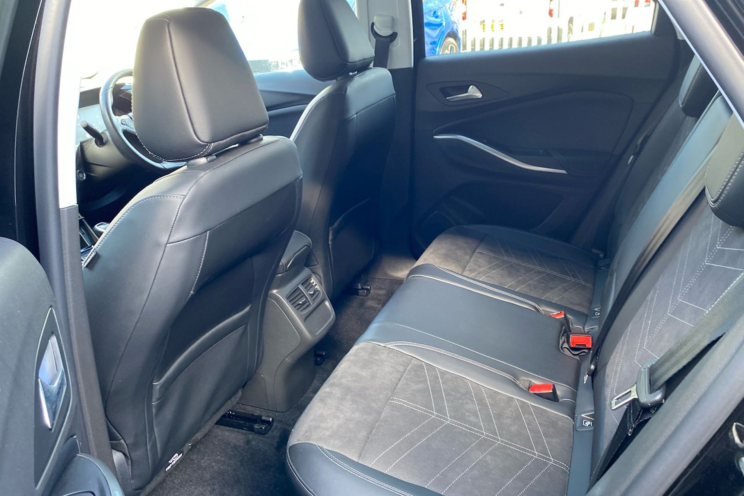 Used Vauxhall Grandland 2023 for sale - 77351063: Photo 5