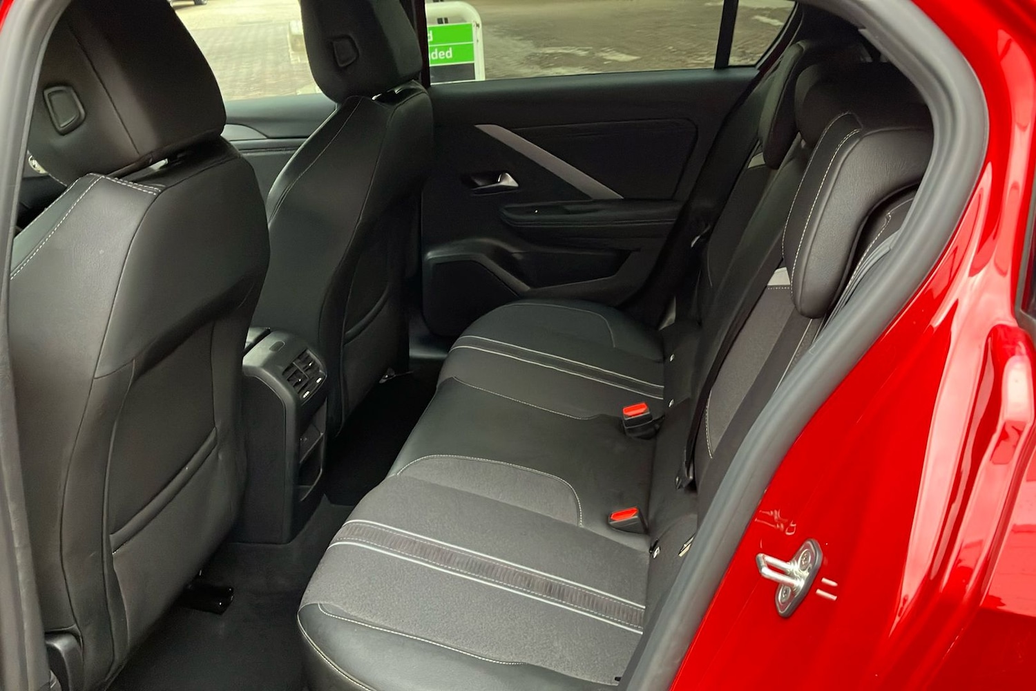 Used Vauxhall Astra 2024 for sale - 76919643: Photo 5