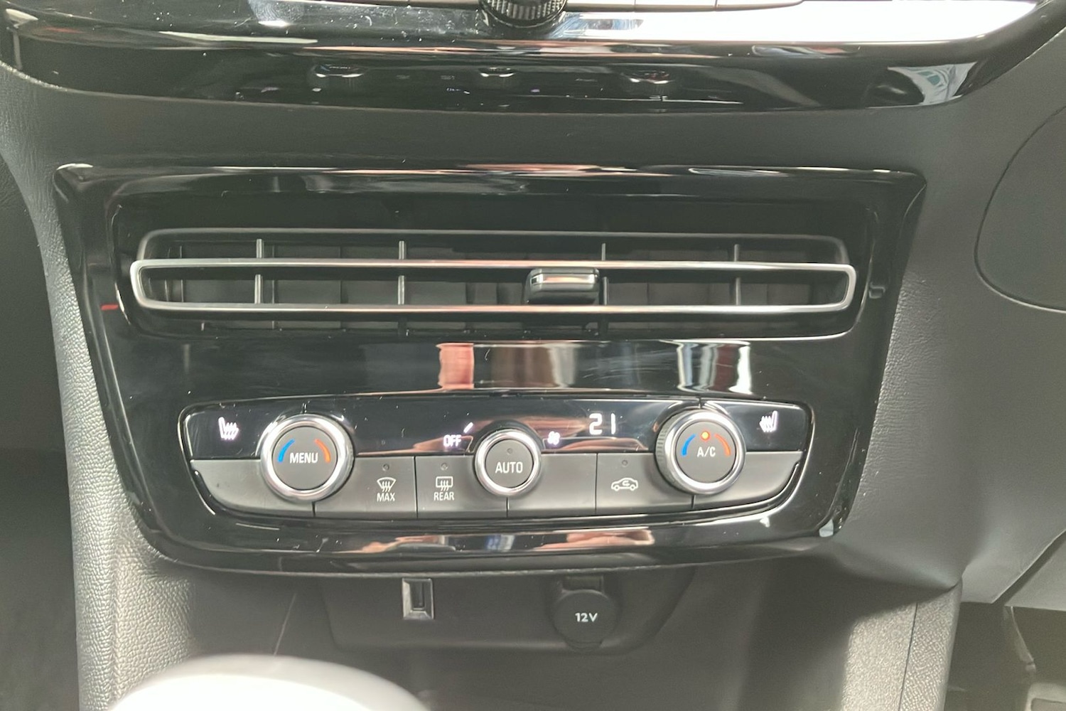 Used Vauxhall Mokka 2023 for sale - 75879661: Photo 39