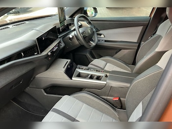 Used Vauxhall Grandland 2024 for sale - 78532040: Photo