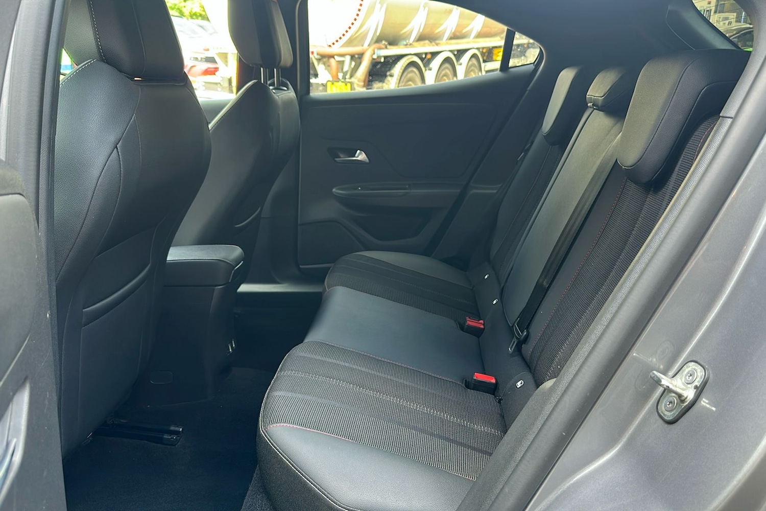 Used Vauxhall Mokka 2022 for sale - 77357033: Photo 5