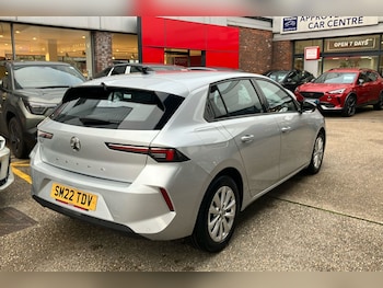 Used Vauxhall Astra undefined for sale - 76510570: Photo